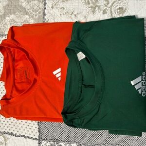 Adidas Size L Green and Orange Long Sleeve Undershirts